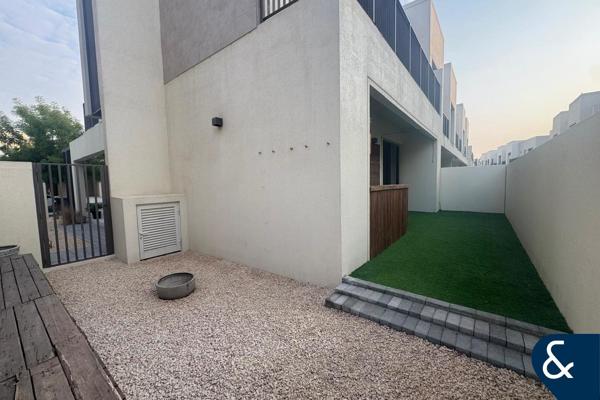 End Unit | Landscaped Garden | Close to Pool